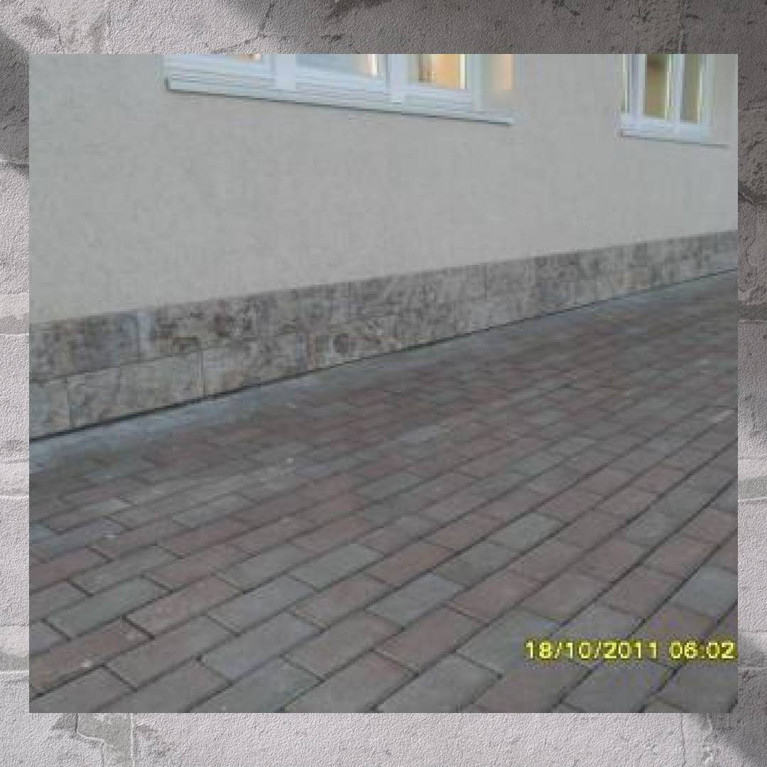Отмостка возле дома 